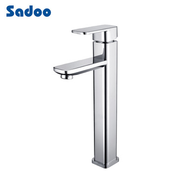 Single Handle Brass Deck Mounted Basin Faucet